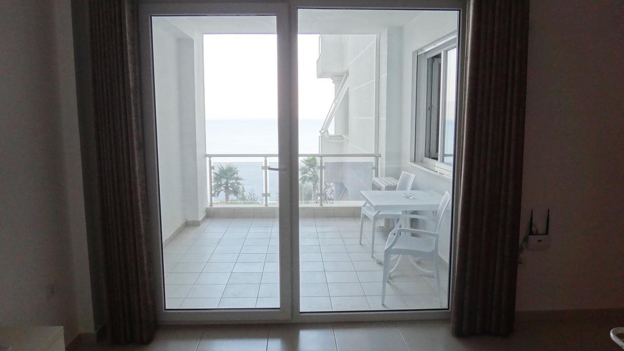 Apartments In White Residence Sarandë Eksteriør bilde